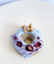 Load image into Gallery viewer, Blueberry Donuts
